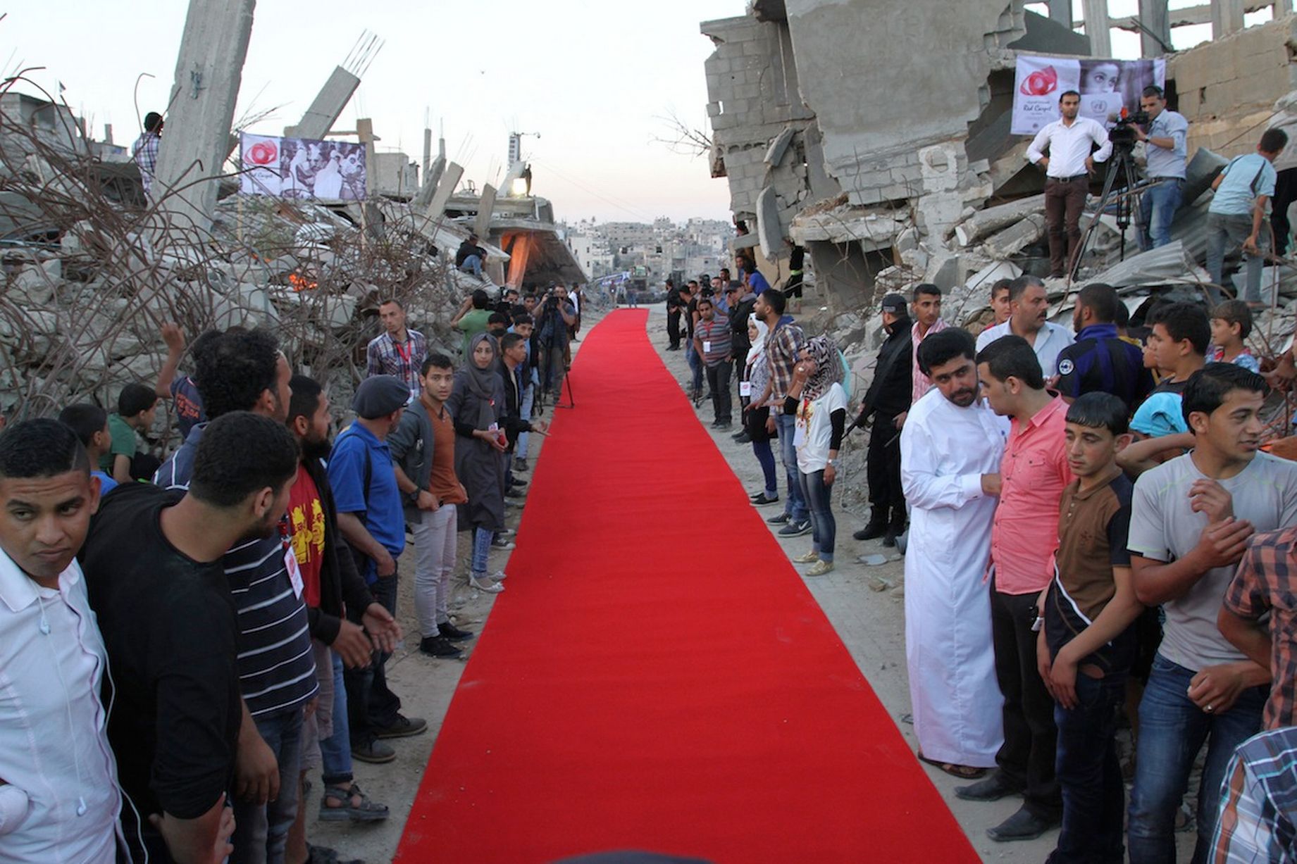 Το Κόκκινο Χαλί Στη Λωρίδα Της Γάζας_1